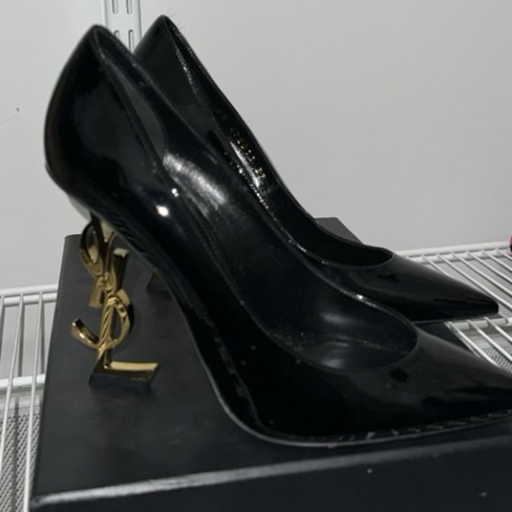 YSL pump